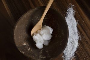 Read more about the article Palm oil and coconut oil – myth or truth?